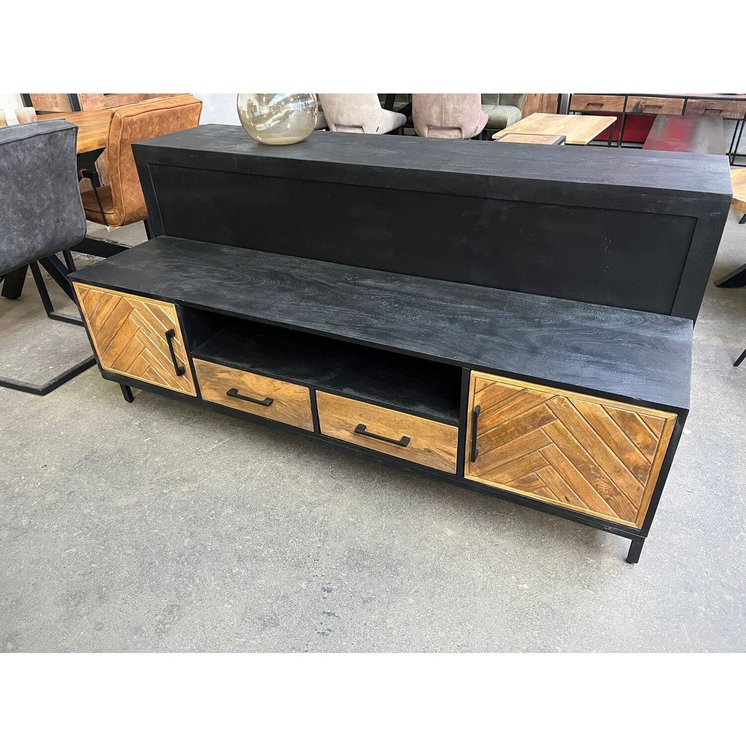 tv meubel zwart visgraat